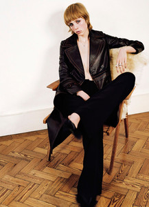 edie_marie_claire_may15_celeber_3.thumb.jpg.6d697be2ec71a9b2f78417cc1bcb0d55.jpg