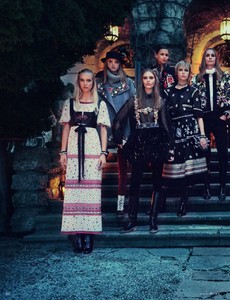 edie_vogue_germany_apr15_magazinepdf.thumb.jpg.4fb9e32e8bb87e6f464d26734167a39f.jpg
