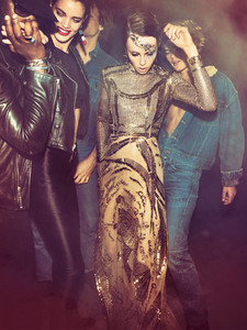 edie_vogue_paris_may15_poshbrazilian_2.thumb.jpg.182fe0f206111e53c95822af9ba5212b.jpg