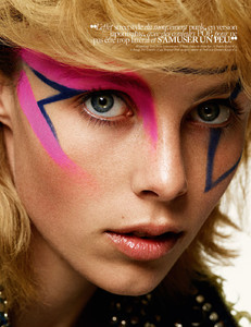edie_vogue_paris_sep15_mapltd_2.thumb.jpg.eecac555eb152015f6eeacd39d03796d.jpg