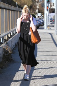 elle-fanning-1.jpg