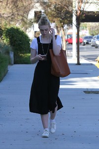 elle-fanning-14.jpg
