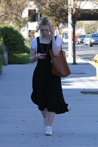elle-fanning-15.jpg
