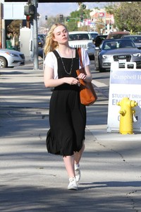 elle-fanning-22.jpg
