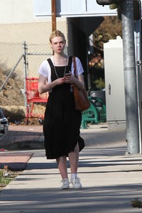 elle-fanning-39.jpg
