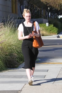 elle-fanning-9.jpg