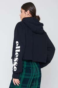 ellesse_michelina_hoodie_1482-000039-0002_02b.jpg