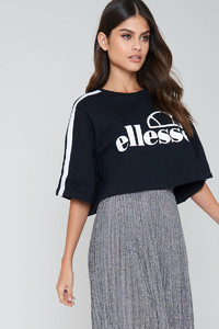 ellesse_romana_crop_tee_1482-000040-0002_02a.jpg