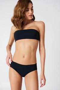 filippa_k_bandeau_bikini_top_1039-000005-0002_02j.jpg