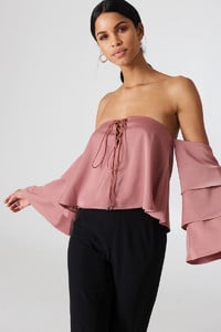 finders_bloom_frill_top_1269-000044-2135_01a.jpg