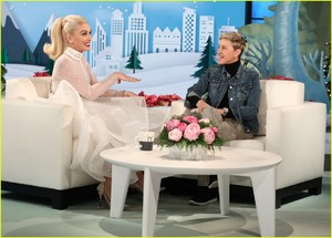 gwen-stefani-ellen-03.jpg