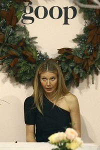 gwyneth-paltrow-style-goop-event-in-miami-12-15-2017-3.jpg