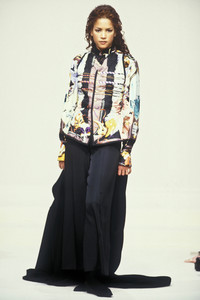 hermes-fw-1993-11.thumb.JPEG.117ce08578ceccf5aeb20a7b0ed6c482.JPEG
