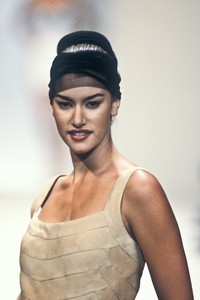 herve-leger-ss-1994-11.thumb.jpg.51e7345c9fe935f1ca7eae3a53a94b4e.jpg