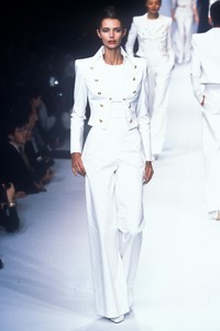 herve-leger-ss-1997-4.thumb.jpg.08e0a2b6a88aeff89fc05a2efb383ffa.jpg