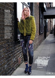 j0li01.18_downmagaz.com-10.jpg