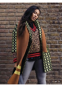 j0li01.18_downmagaz.com-6.jpg
