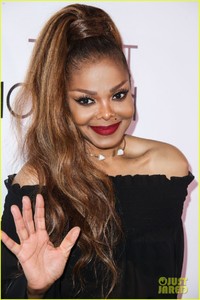 janet-jackson-celebrates-state-of-the-world-tour-at-l-a-after-party-03.jpg