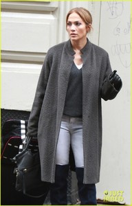 jennifer-lopez-filming-nyc-01.jpg