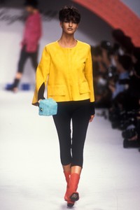 karl-lagerfeld-ss-1991-7.thumb.JPEG.6dba71af539d0395f2124934948453a6.JPEG