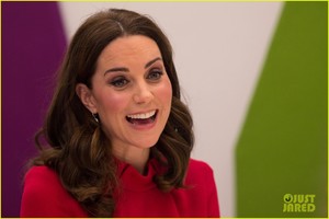 kate-middleton-prince-william-make-appearances-in-manchester-for-mental-health-16.jpg