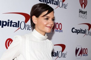 katie-holmes-z100s-jingle-ball-2017-in-nyc-6.jpg