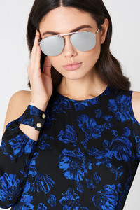 le_specs_liberation_1003-000050-4435_02l.jpg