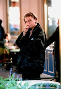 leonardo-dicaprio-celebrity-1997-1510175352.jpg