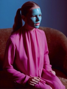 m-lemonde-march-2017-anna-ewers-by-mario-sorrenti-06.thumb.jpg.4388a86ebc0e3059adf8007510f70af2.jpg