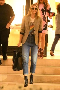 maria-sharapova-at-e-baldi-restaurant-in-beverly-hills-3.jpg