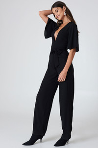 nakd_kristin_sundberg_flare_sleeve_jumpsuit_1355-100032-0002_01c.jpg