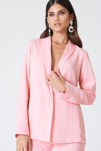 nakd_kristin_sundberg_oversized_blazer_1355-100021-0048_01a.jpg