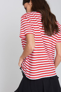 nakd_kristin_sundberg_striped_red_lips_tee_1355-100047-0531_02b.jpg