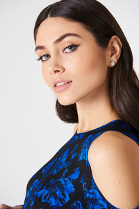 nakd_small_sparkling_stud_earrings_1015-000752-0013_01l.jpg