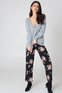nakd_w-neck_basic_sweater_1044-000026-0138_03c.jpg