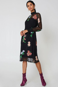 neon_rose_torchlight_embroidered_dress_1434-000045-0541_01c.jpg