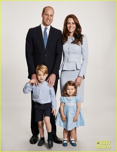 royal-family-christmas-card-01.jpg