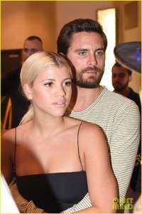 scott-disick-cuddles-up-to-girlfriend-sofia-richie-at-art-basel-event-13.jpg