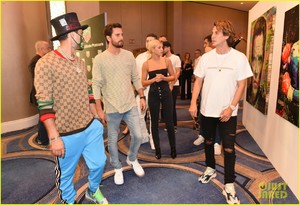 scott-disick-cuddles-up-to-girlfriend-sofia-richie-at-art-basel-event-20.jpg