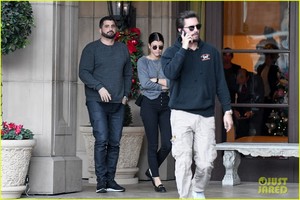 scott-disick-sofia-richie-grab-lunch-in-beverly-hills-10.jpg