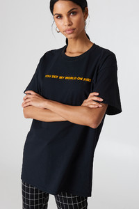 the_ragged_priest_fire_tee_1441-000041-0002_04a.jpg