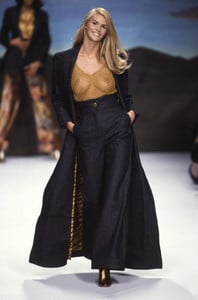 todd-oldham-fw-1995-3.thumb.jpg.f2765e906633368028f6274ff4480666.jpg