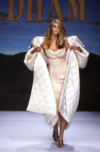 todd-oldham-fw-1995-4.thumb.jpg.ccf3b0ada55f119f36f75db3acd522e8.jpg