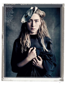 vogue-uk-2013-04-apr-2412.thumb.png.fd497dbe43aee2b13edd80e6ab19efef.png