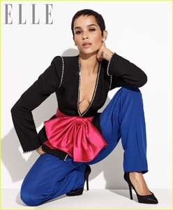 zoe-kravitz-elle-january-2018-02.jpg