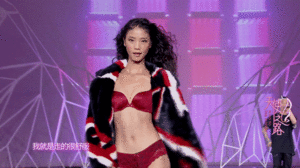 0068KwXHly1flmge1hzpng30fk08rkjm.gif