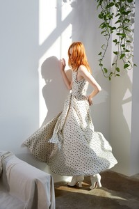 01-diane-von-furstenberg-pre-fall-18.thumb.jpg.aa32c361db2f8b0be08bc895d99a89af.jpg