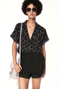 01-zac-posen-ss18.thumb.jpg.49a1b42245c2783f9b9b5c686ac7cb3e.jpg