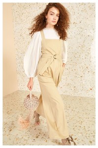 02-Ulla-Johnson-Pre-Fall-18.thumb.jpg.27f625c5c2aecfdc22f24dad8ee37e60.jpg