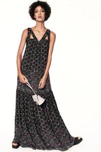02-zac-posen-ss18.thumb.jpg.364405e75d8bff1bafa6300fd9e71b47.jpg